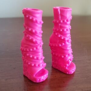 Monster High Ghoul Spirit Venus McFlytrap Pink Heel Shoes ONLY Replacement boots